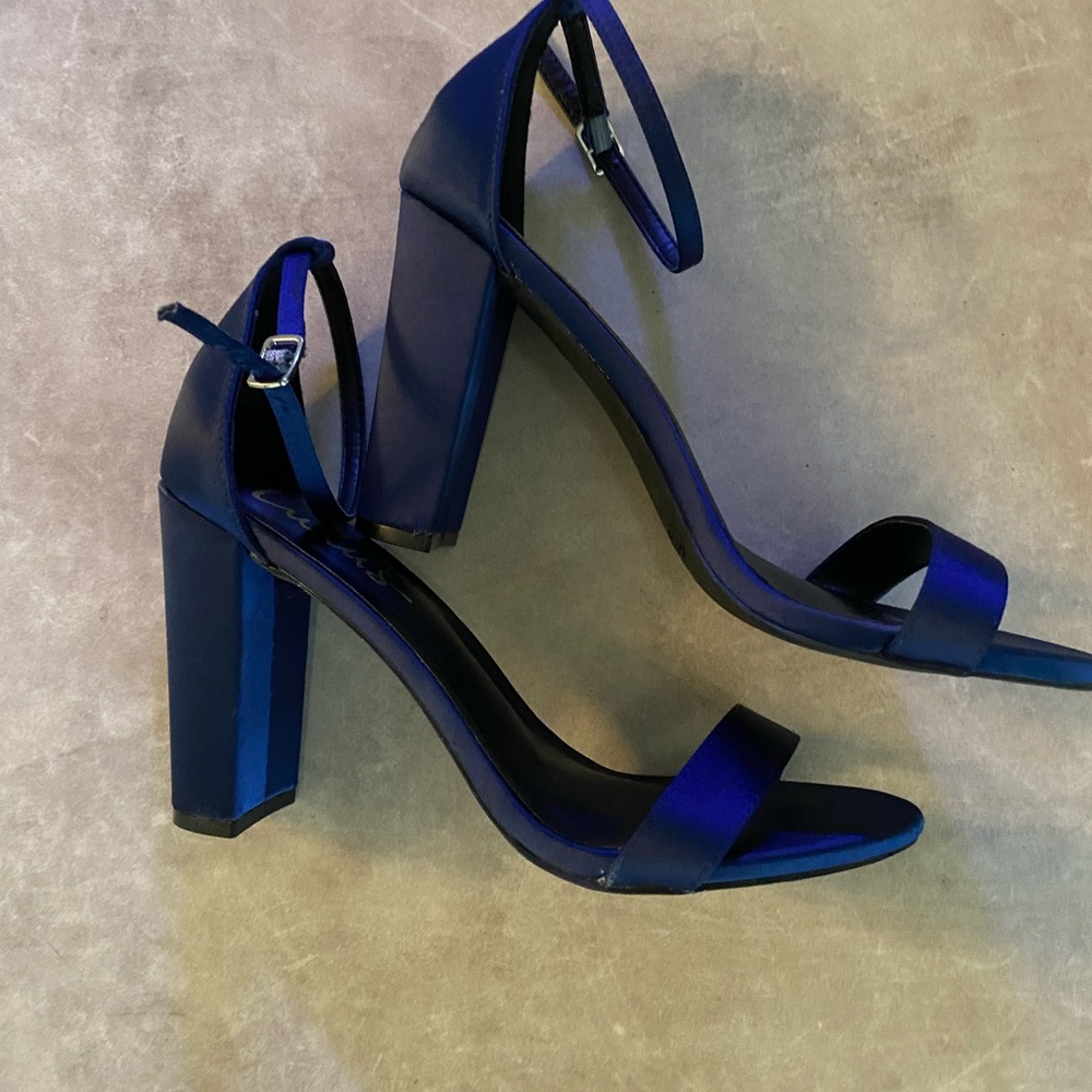 Navy blue brushed satin stacked heel